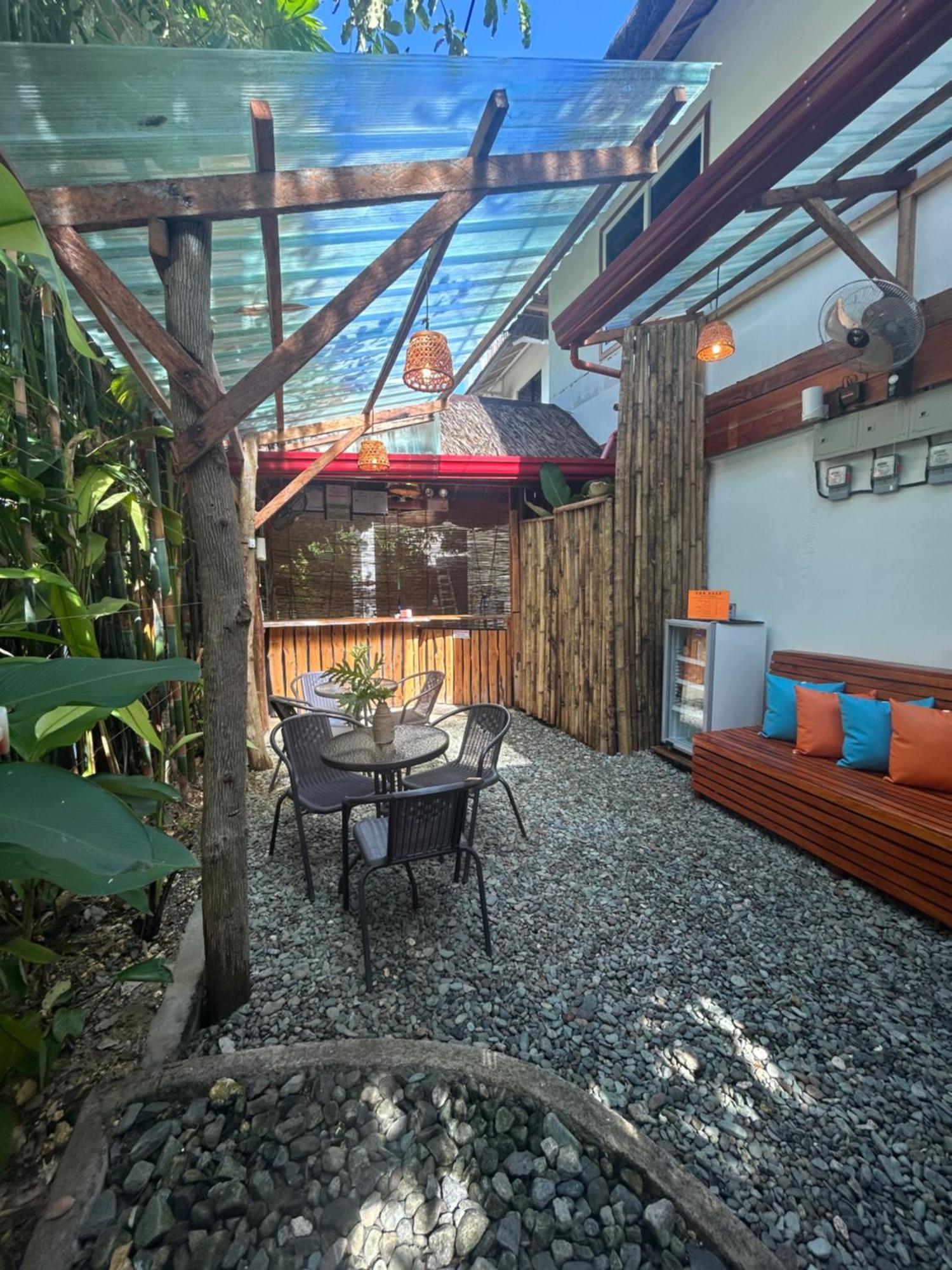 Wayans Siargao Homestay General Luna  Dış mekan fotoğraf